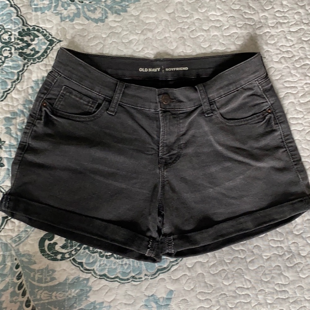 Old Navy Boyfriend Shorts size 2 Regular